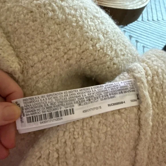 ZARA BOUCLÉ KNIT CARDIGAN ‎ ECRU - REF. 4331/171 Small - Picture 2 of 10